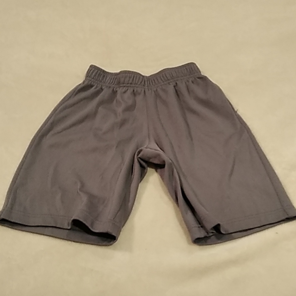 Boys grey gym shorts